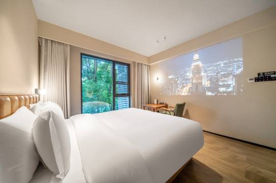 阔别hou自主民宿(孔庙府山公园店)