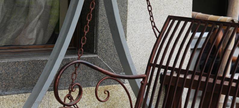 杭州临安龙井源民宿(龙井峡漂流三渡山地运动公园店)图片