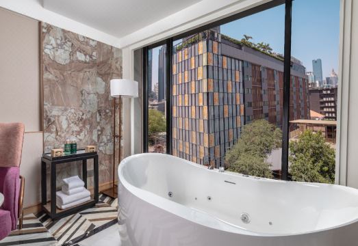 Pipa Hotel Bangkok Sukhumvit 11Hotel Overview