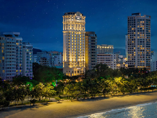 芽庄海滩美居酒店