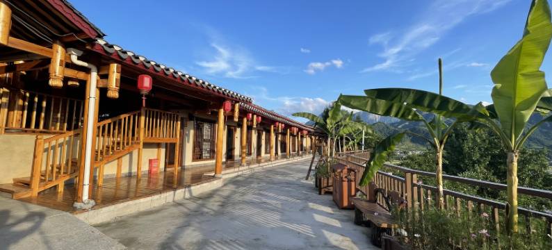 张家界天门山庄度假民宿(天门山景区荷花机场店)图片