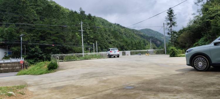 民霞农庄(明堂山风景区店)图片