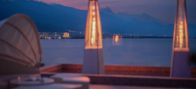 花筑·大理云屿海花园海景酒店(大理站洱海公园店)图片