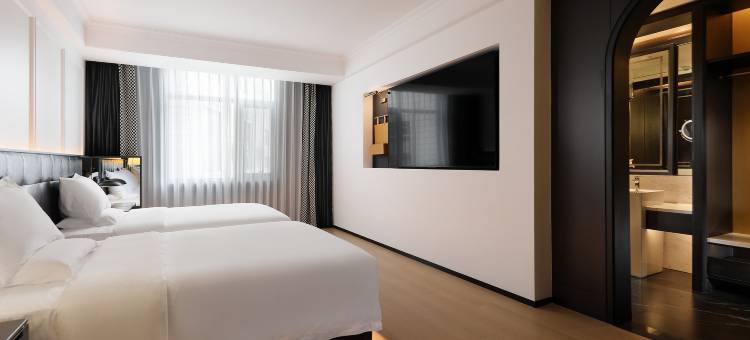 Z酒店｜空中秘境·VISTA(芒市树包塔景点店)图片