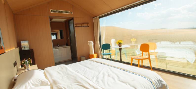 沙漠行者星空露营地图片