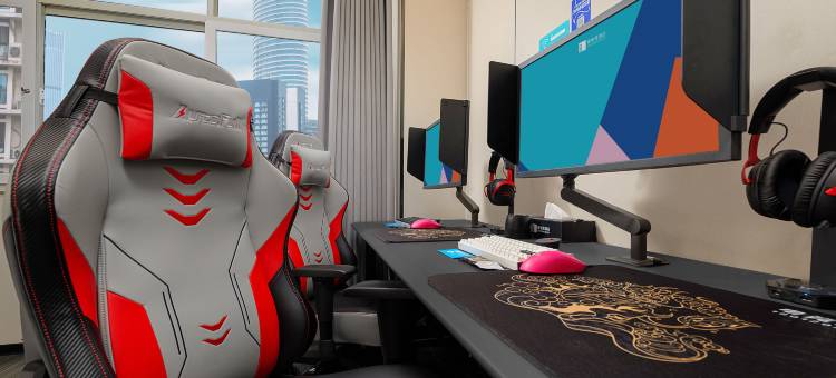 爱电竞酒店(徐州苏宁广场民主北路地铁站店)图片