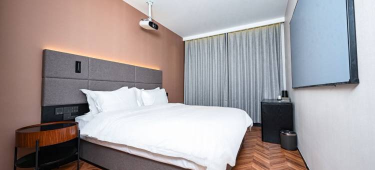 艺选酒店(济南财经大学燕山校区南门店)图片