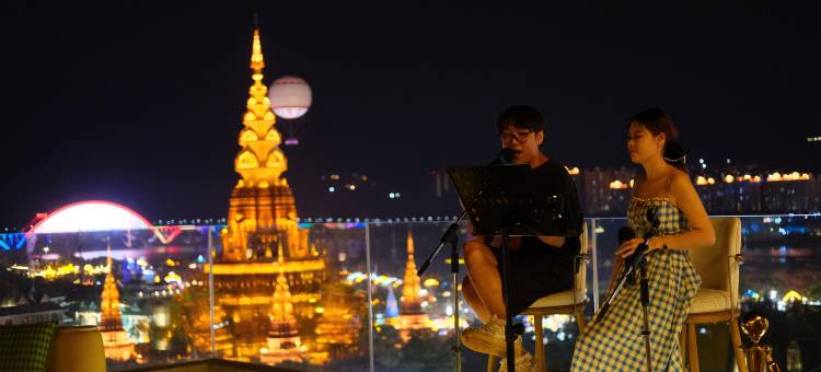 西双版纳告庄voco酒店(景洪市告庄星光夜市店)图片