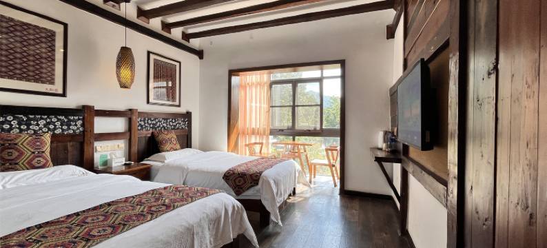 张家界畔山驿栈(张家界国家森林公园武陵源店)图片