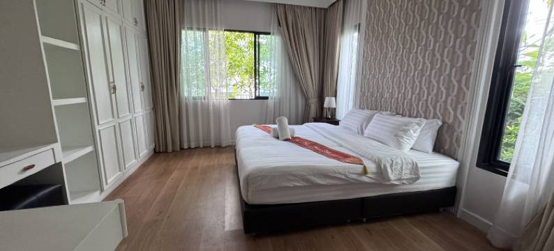 清迈西里49豪华四卧室特大/大床别墅(Villa Siri 49 Luxury 4BR King/Queen Bed Chiang Mai)图片