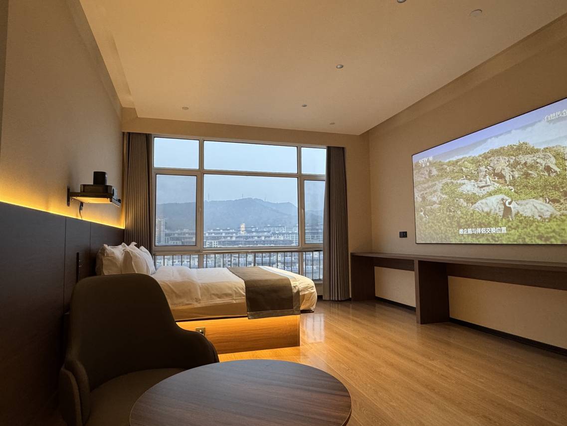 鸿銮·星居民宿(承德鼎盛王朝康熙大典演出店)