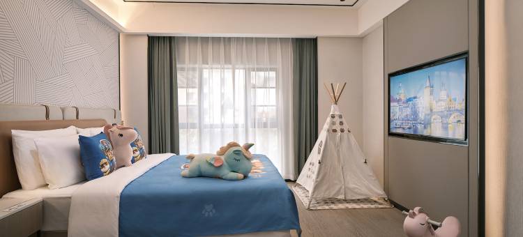 美宿欢漫酒店(岳阳楼区洞庭湖小镇店)图片