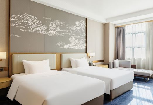 Chaohu International Hotel Hotel Overview