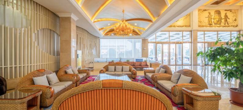 天龙大酒店(大商新玛特・高铁西站店)图片