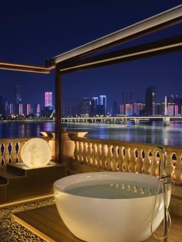 SFEEL设计师酒店(长沙滨江新城渔人码头店)图片