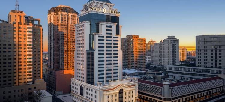 哈尔滨中央大街索菲亚广场亚朵S酒店图片