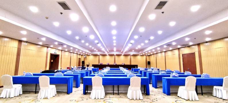 哈尔滨昆仑大酒店(中央大街哈尔滨火车站店)图片