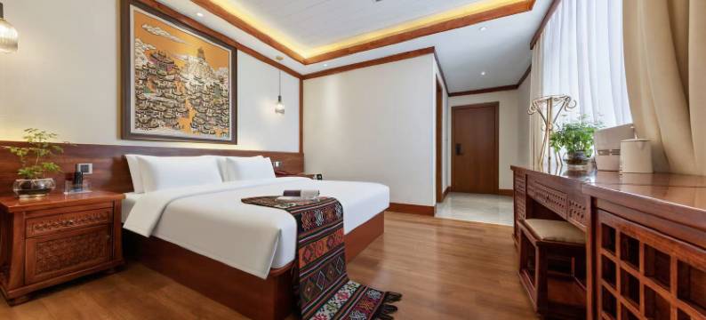 拉萨八廓街德康富氧观景酒店(大昭寺店)图片