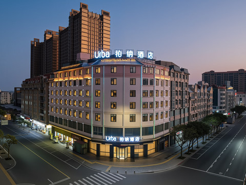 柏纳酒店 (平潭岛龙王头沙滩景区店)