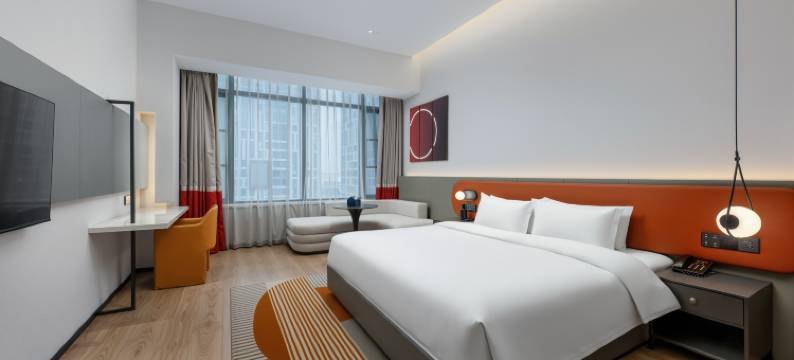 南昌NGNG酒店(红谷滩万达广场卫东地铁站店)图片