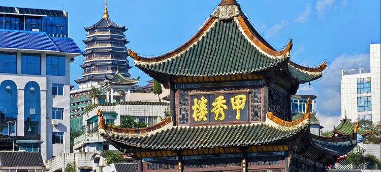 云朔YUNSHUO·高空私汤酒店(花果园白宫松花路地铁站店)图片
