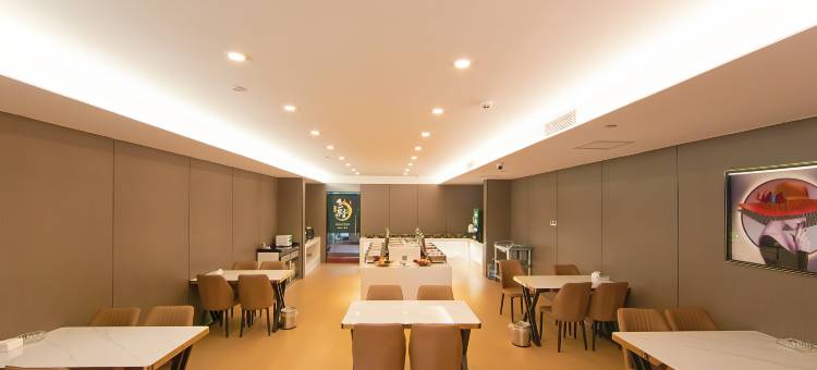 艺龙瑞云酒店(昆都仑区包百商业步行街店)图片