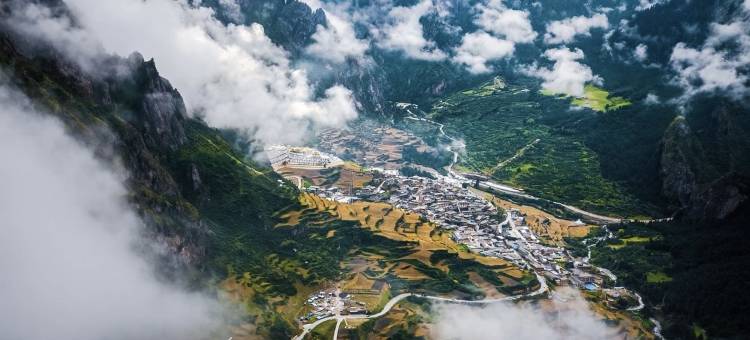 晨曦·Vacilando｜扎尕那云山居野奢度假美宿(扎尕那景区店)图片