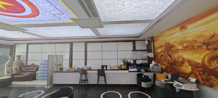 昆明龙泉大酒店(火车北站地铁站同德广场店)图片