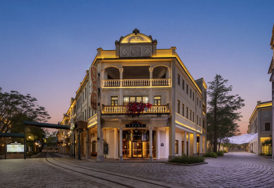 Hotel Overview