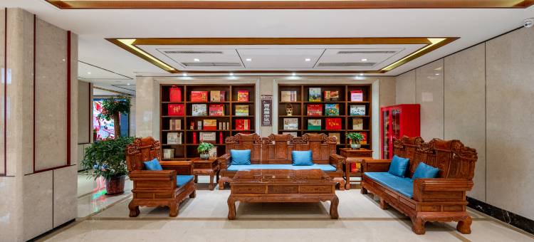 裕隆花园酒店(镇平万德隆广场店)图片