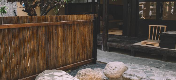 以山屋舍·izan国风禅意庭院(大理龙龛店)图片