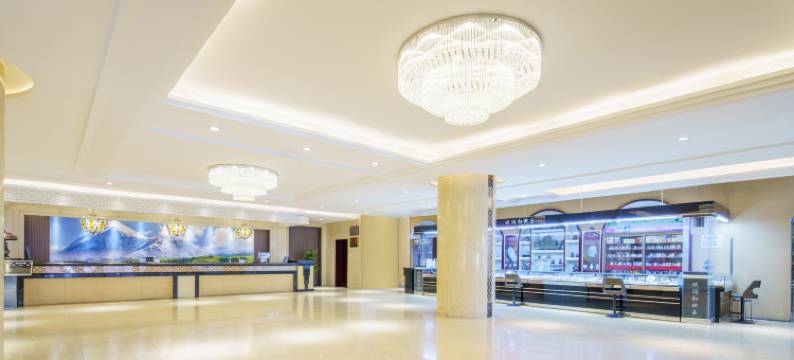 塞外江南大饭店(伊犁哈萨克自治州驻乌鲁木齐办事处店)图片