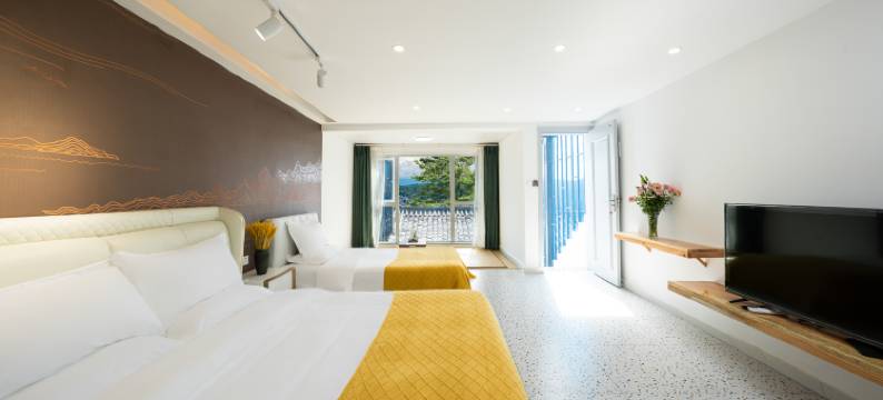 腾冲和顺战友之家精品客栈图片