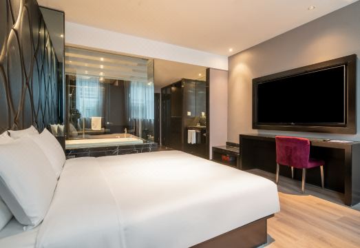 Crystal Orange Shanghai Caohejing Yishan Road HotelHotel Overview