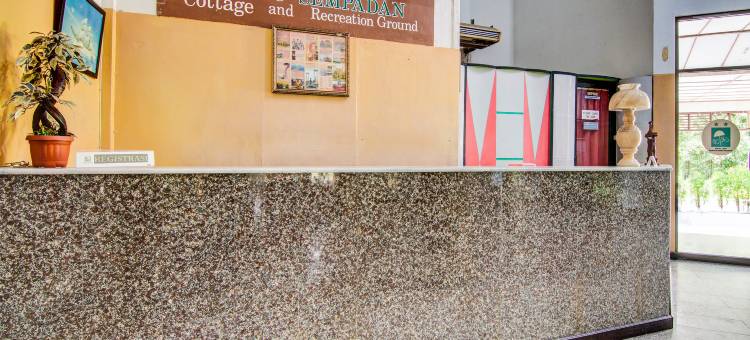 OYO 92330 近林都森帕丹旅游公园林都森帕丹酒店(OYO 92330 Hotel Rindu Sempadan Near Taman Wisata Rindu Sempadan)图片