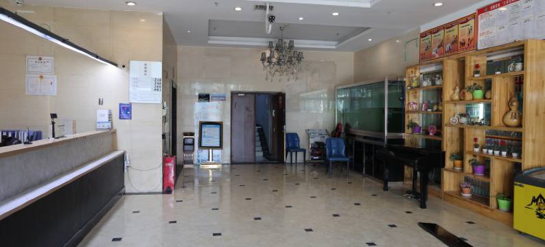 美御酒店(哈密火车站店)图片