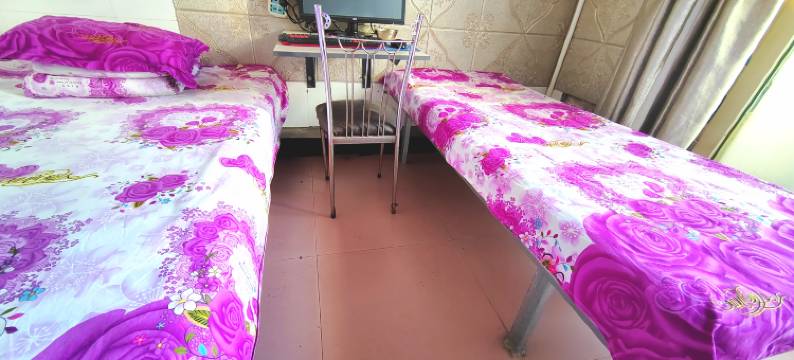 白山聚友旅店图片