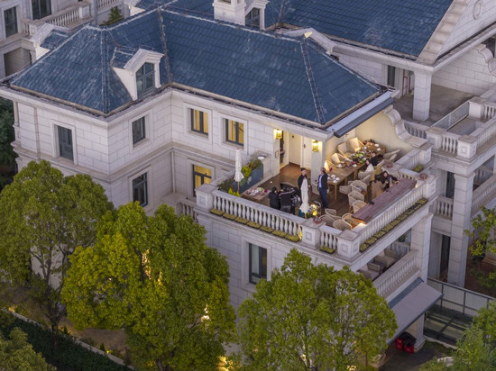 昆明西山隐酒店(滇池海埂大坝店)