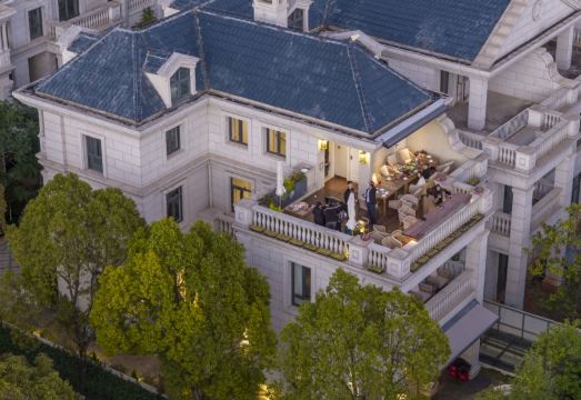 昆明西山隐酒店（滇池海埂大坝店）外景图