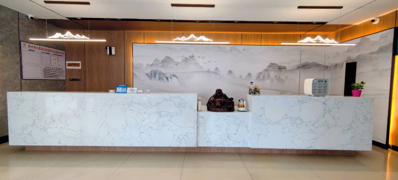 新中旅大酒店(新兴时代广场庙街步行街店)图片