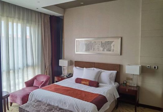 Lingyuan Linggang Hotel Hotel Overview