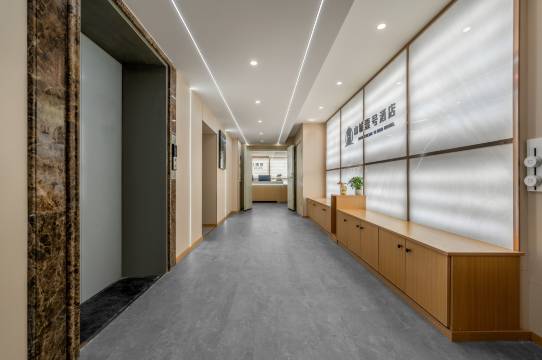 山城壹号酒店(重庆观音桥步行街观音桥地铁站店)图片