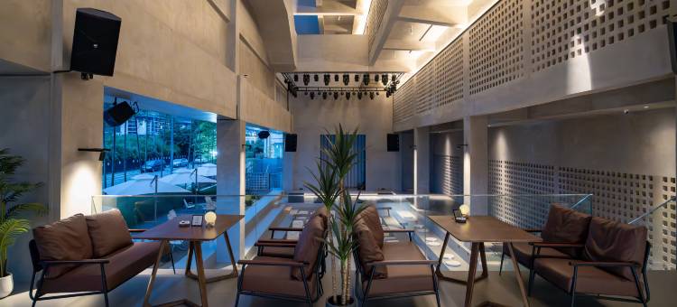 黄果树朵贝云舍图片