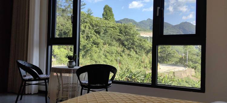 鹤峰壹山半水民宿图片