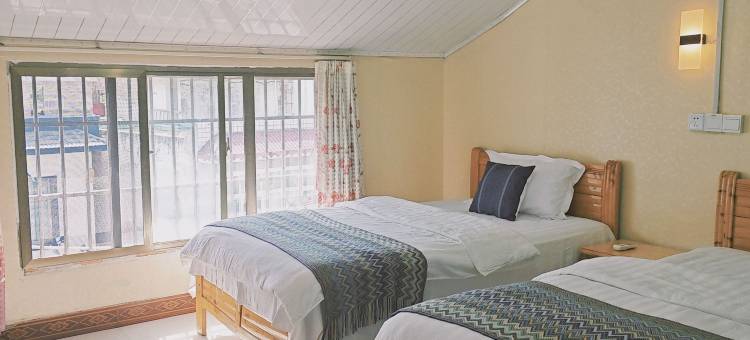 万峰林君悦来客栈图片