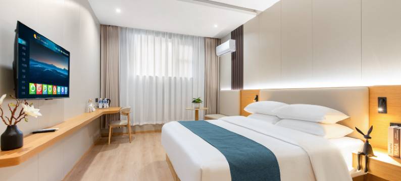 金梧桐酒店(郑州人民医院地铁站郑州火车站东广场店)图片