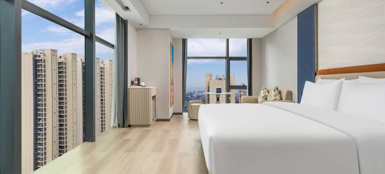 菲伦高空江景酒店(南昌万象城摩天轮之星店)图片