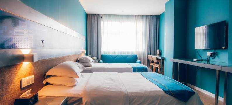 光明·荷泰精品酒店(贵阳火车站鸿通城购物中心店)图片