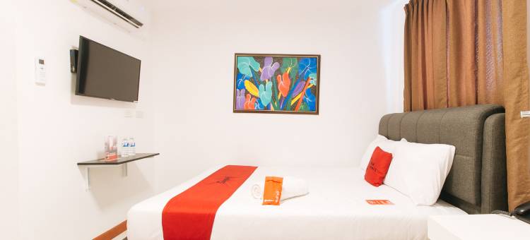 RedDoorz Plus @ Green Star Park Cagayan图片