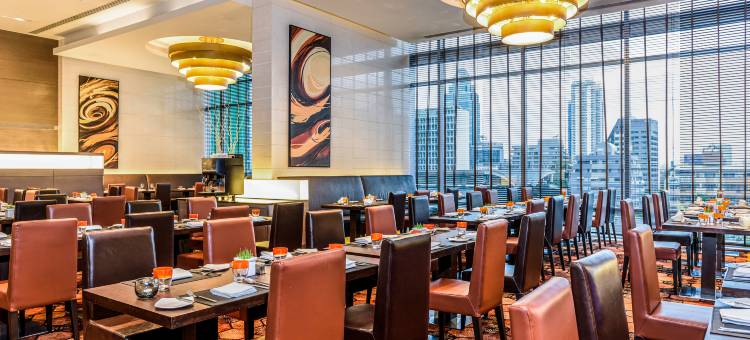福朋喜来登酒店曼谷素坤逸隆齐酒店(Four Points by Sheraton Bangkok Ploenchit Sukhumvit)图片